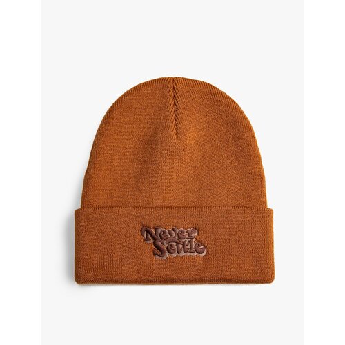 Koton Basic Knitted Beret With Slogan Embroidered Folding Detail Slike