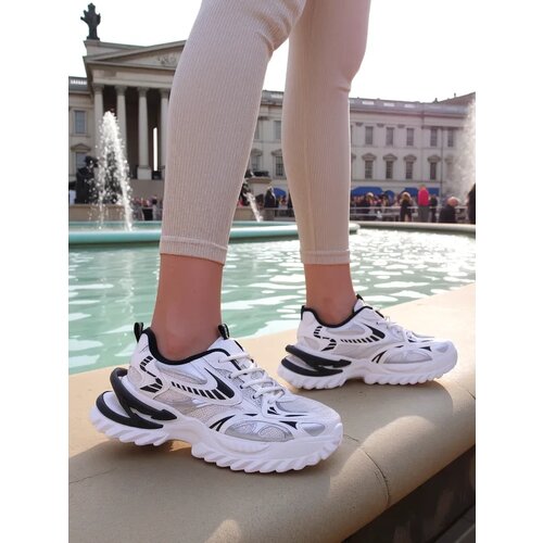 Resti Women's patent sneakers Leysi Cene