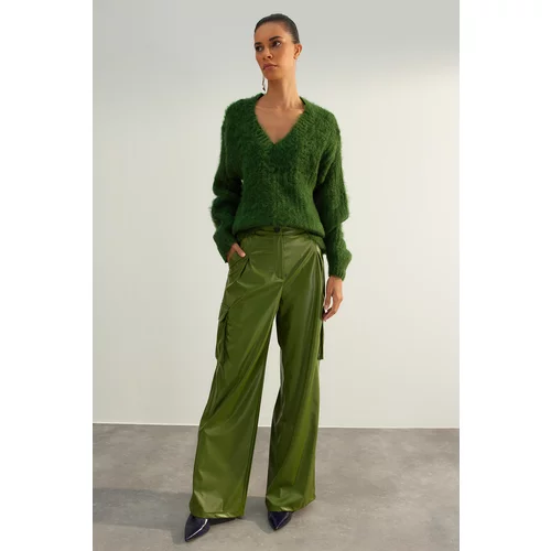 Trendyol Limited Edition Green Soft Textured V-Neck Knitwear Sweater