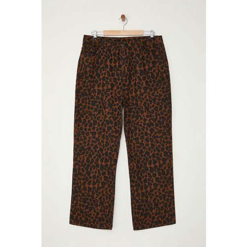 Trendyol Curve Brown High Waist Leopard Patterned Straight Fit Plus Size Jeans Slike