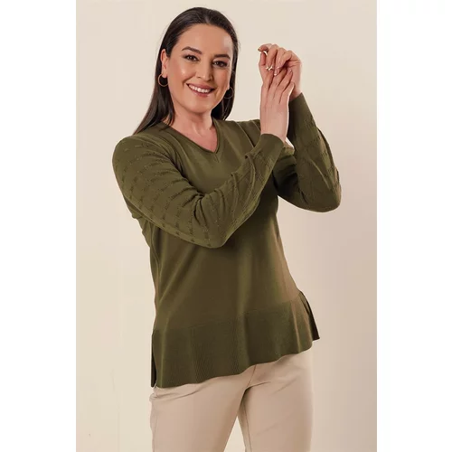 By Saygı V-neck Acrylic Sweater Khaki with Sleeves Patterned Plus Size Acrylic Sweater with slits in the sides.