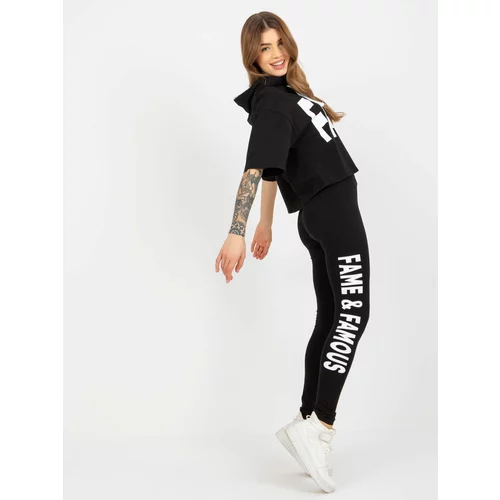 Fashion Hunters Black two-piece sports set with leggings
