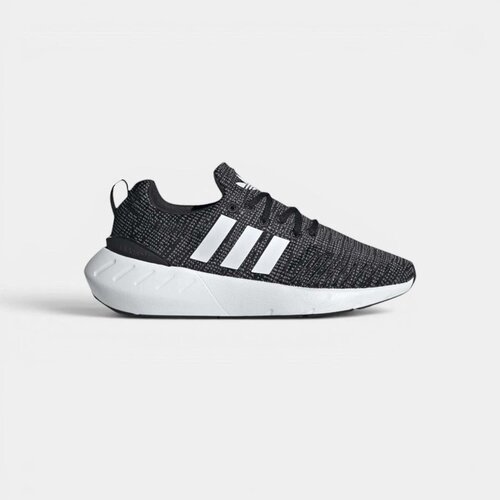 Adidas Nizke superge Swift Run 22 J &amp;quot;Core Black&amp;quot; Črna Slike
