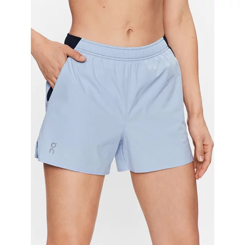On Športne kratke hlače Essential Shorts W 1WD10180897 Modra Regular Fit