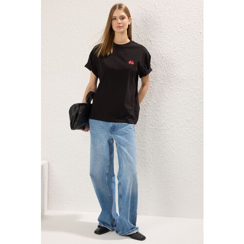 Trendyol Black 100% Cotton Embroidered Oversize/Wide Pattern Crew Neck Knitted T-Shirt Cene