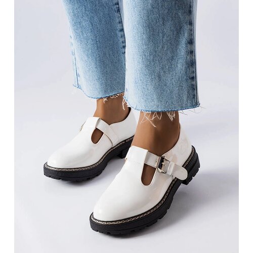 Gemre Women's patent leather white low shoes on thick sole Vaden Cijene