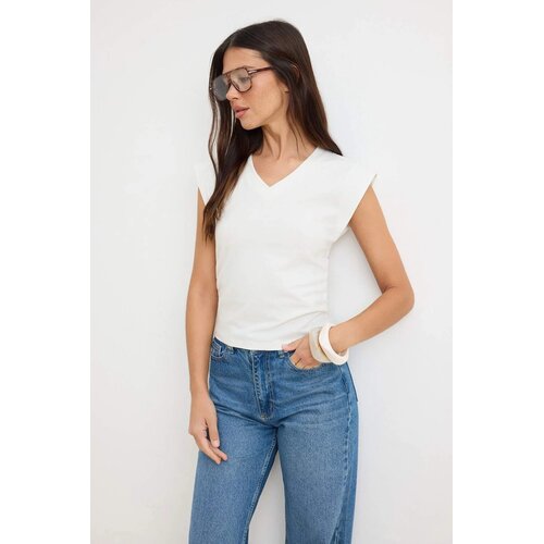 TRENDYOLMILLA Ženska majica TWOSS26TS00285, Bela Cene