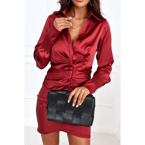 Fasardi A satin dress with a collar in burgundy color