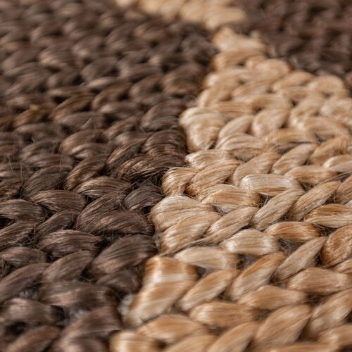 Flair Rugs Ročno tkan tekač iz me&amp;scaron;anice jute v rjavi in naravni barvi 80x230 cm Effie Diamond &amp;ndash; Slike