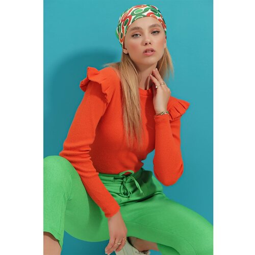 Trend Ala&amp;ccedil;atı Stili Women&amp;#039;s Orange Frill Shoulders Half Turtleneck Sweater Slike