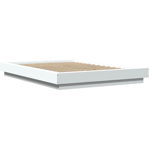  Okvir kreveta s LED svjetlima bijeli 140 x 190 cm drveni Slike