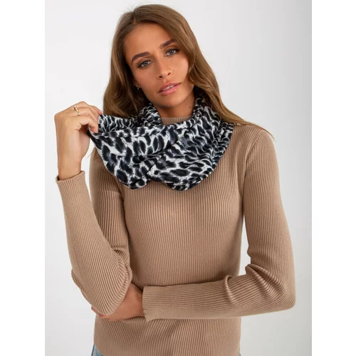 Fashion Hunters Ladies' gray leopard scarf