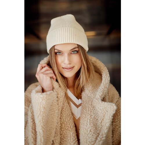 Fasardi Lady&amp;#039;s cap with fold-out light beige color Slike