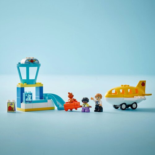 Lego DUPLO&amp;reg; - Prvi put u zračnoj luci (10443) Slike