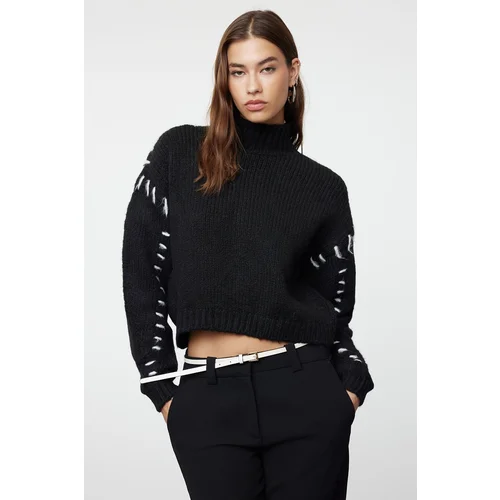 Trendyol Black Soft Textured Yarn Detailed Knitwear Sweater