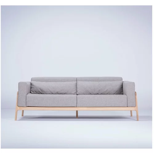 Gazzda sivi kauč s konstrukcijom od hrastovine Fawn, 210 cm