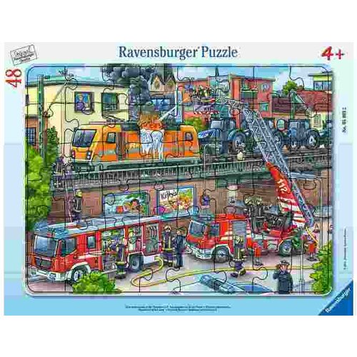 Ravensburger 48 delna sestavljanka Gasilci na železniški postaji 050932 Cene
