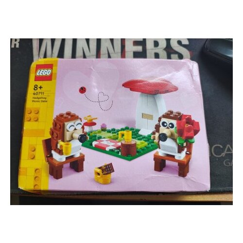Lego 40711 Ježevi na pikniku OUTLET Slike