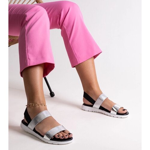 D/CEO Black sandals on a block heel Millo Cene