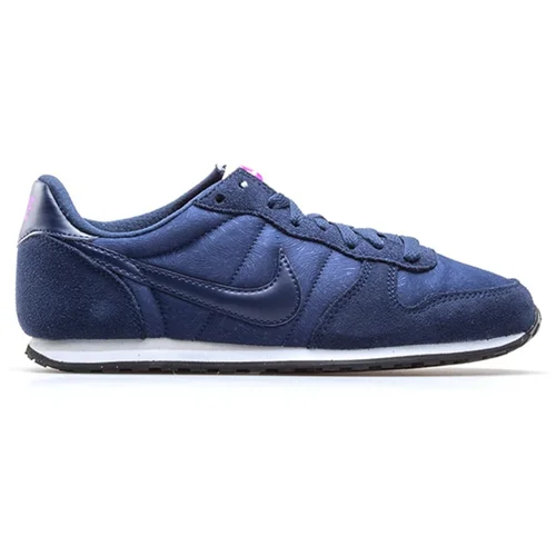 Nike Wmns Genicco