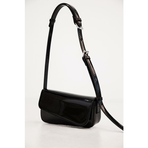 Madamra Black Patent Leather Women's Asymmetric Cut Cuff Bag Slike