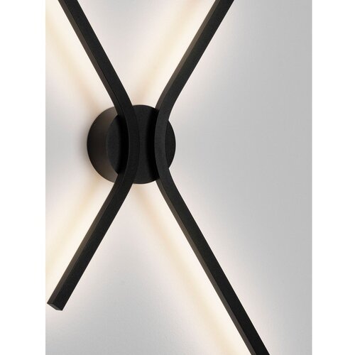 Nova Luce Mat črna aluminijasta LED zatemnitvena stenska svetilka Akro &amp;ndash; Slike