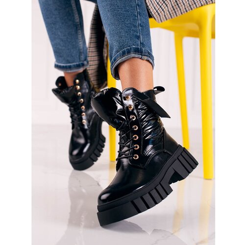 SHELOVET Black women&amp;#039;s workers on a thick sole Slike