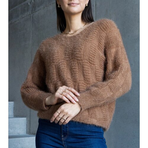 Gemre Dark beige sweater with Neveri neckline Slike