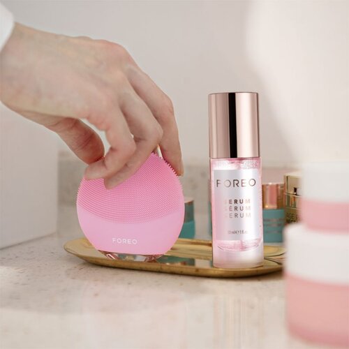 Foreo LUNA&amp;trade;4 Mini aparat za či&amp;scaron;čenje obraza Pearl Pink Slike