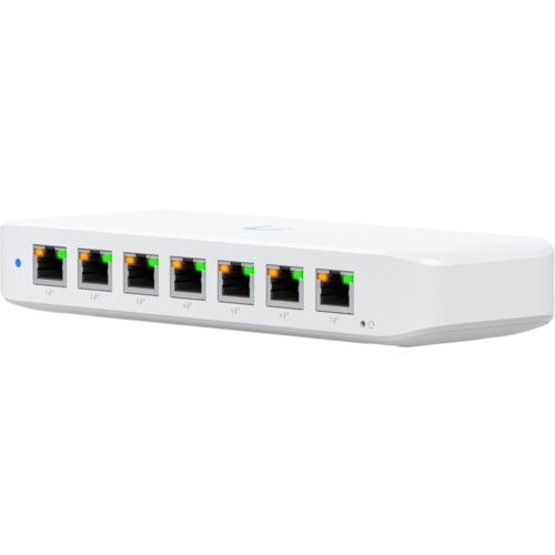 Unknown Ubiquiti USW-Ultra-210W-EU compact, Layer 2, 8-port GbE PoE switch with versatile mounting options, 7x GbE PoE+ output ports, GbE port with optional PoE++ input, 202W PoE availability with the included AC power adapter Cene