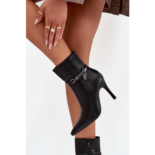 Boto Women's ankle boots on heel with strap and silver element heated black Bellisse Cene