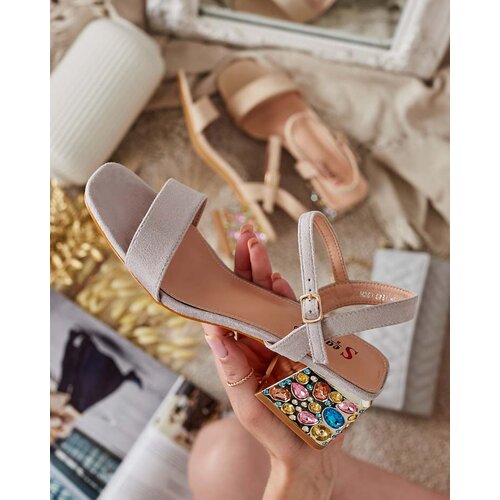 Resti Women's Sandals on a post with crystals Ohvare Cene