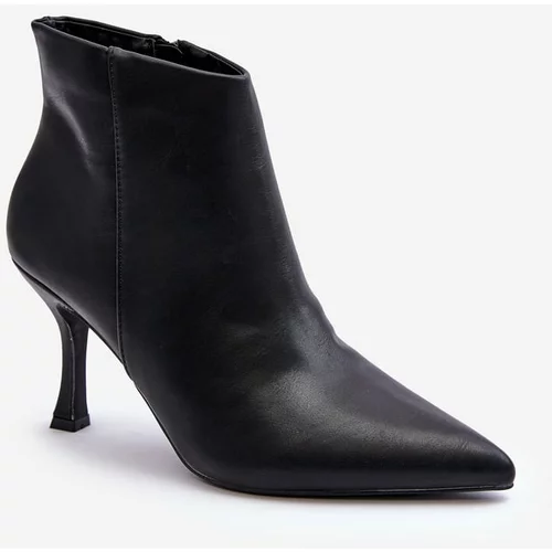 Kesi Women's leather shoes on the toe of black Merisa