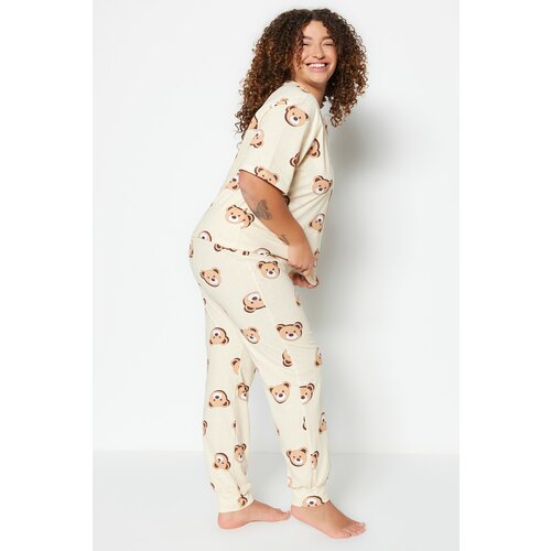 Trendyol Curve Plus Size Pajama Set - Ecru - Graphic Cene