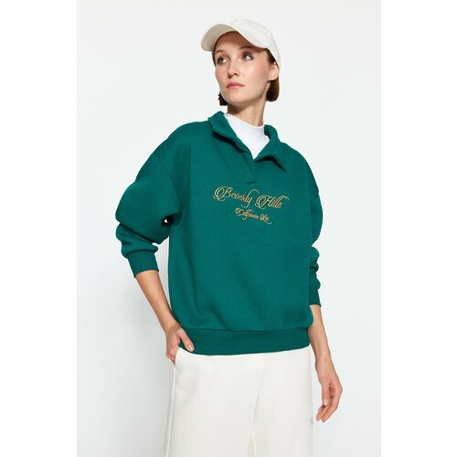 Trendyol Emerald Green Shirt Collar With Embroidery Regular Fit, Fleece Inside Knitted Sweatshirt Cene