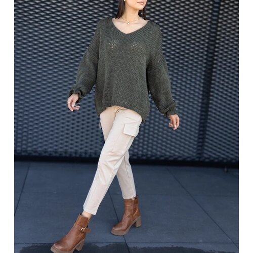  Green V-neck sweater Gista Slike
