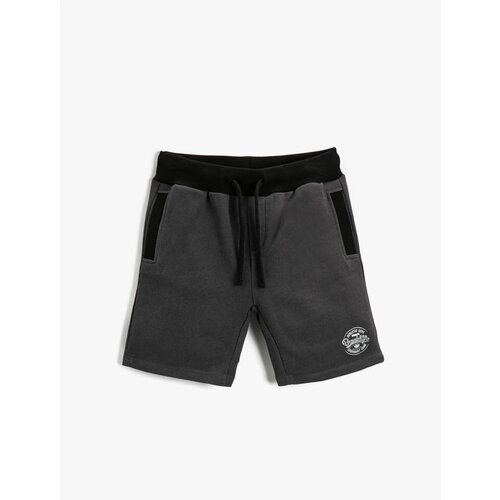 Koton Shorts - Gray - Normal Waist Slike
