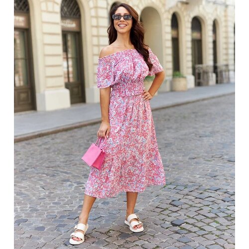 UR/CEO Pink set with top and midi skirt Elora Cene