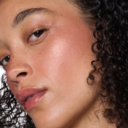 MAC Cosmetics Skinfinish Colourstruck rdečilo odtenek Peachykeen 4.5 g Slike