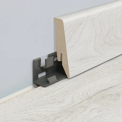 LOGOCLIC podna kutna lajsna lilywhite oak/misty plains oak (2,6 m x 18 mm x 58 mm, ravni oblik)