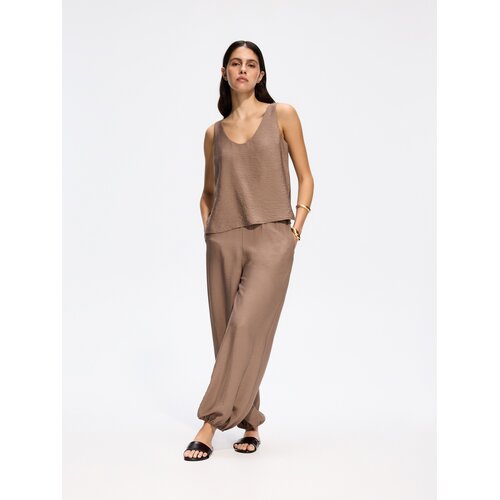 Reserved LADIES` TROUSERS - bež Cijene