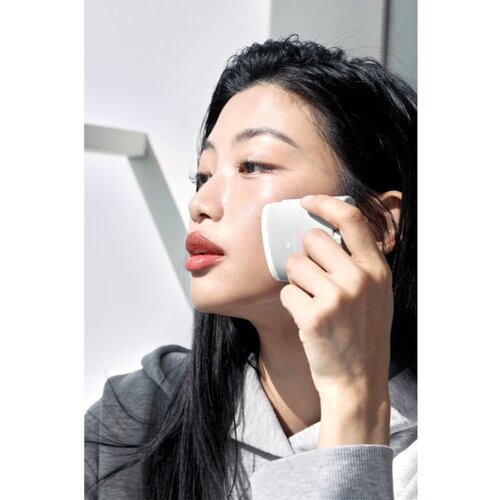 Mizon Inout Smooth Mineral Sun Stick mineralna za&amp;scaron;titna krema za lice i osjetljive dijelove tijela u sticku SPF 50+ 26 g Slike
