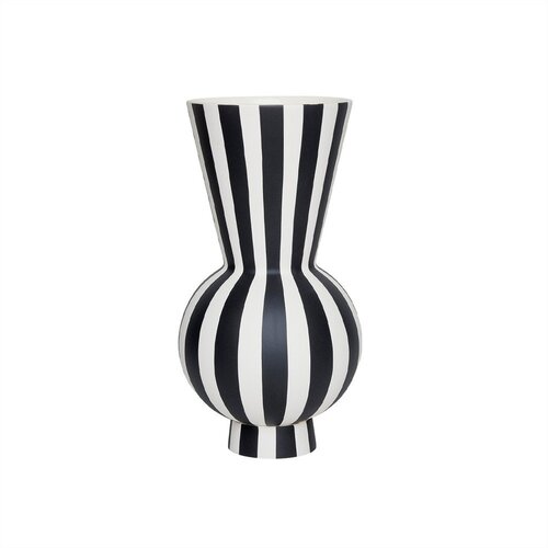 OYOY Living Design Bela/črna ročno izdelana vaza iz kamenine (vi&scaron;ina 28 cm) Toppu &ndash; Cene