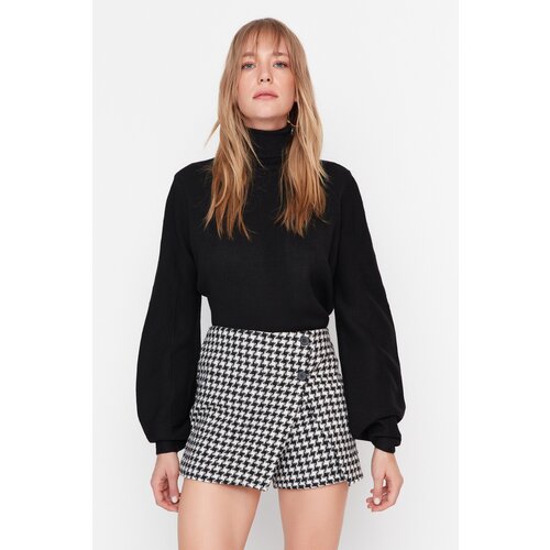 Trendyol Black Crowbar Pattern Shorts Slike