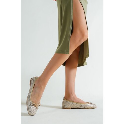 Capone Outfitters Capone Hana Trend Glittery Snake Pattern Gold Women&amp;#039;s Flats. Slike