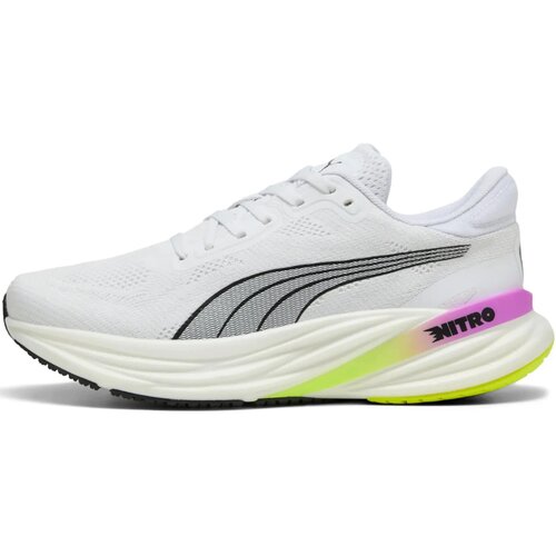 Puma Teka&scaron;ki čevelj 'Magnify Nitro 2' črna / bela Cene