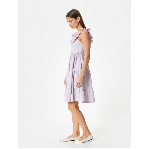  Ruffle Dress Midi Length Sleeveless Layered Textured Cene