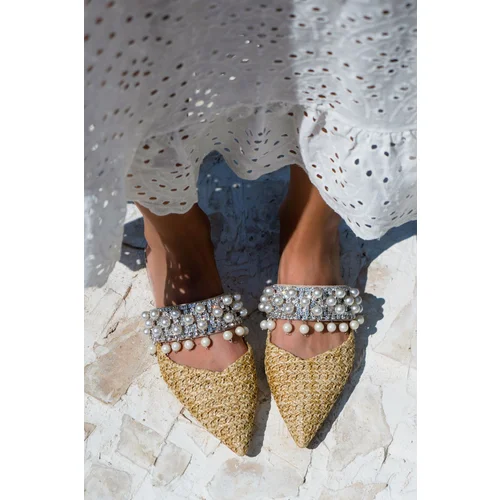 NİŞANTAŞI SHOES Fomax Beige Straw Pearl Detail Women's Heeled Slippers