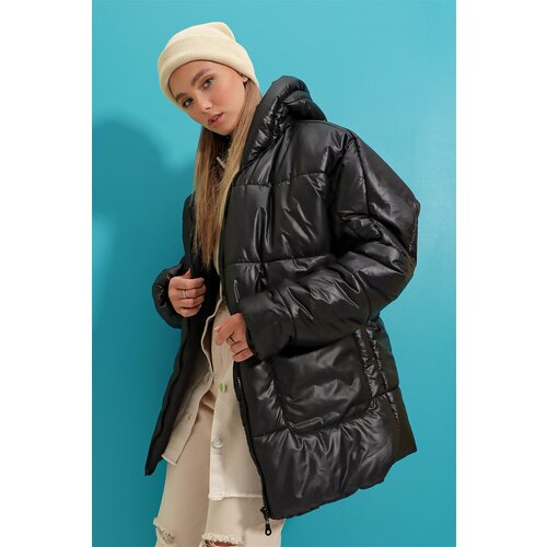 Trend Alaçatı Stili Women's Black Hooded Outer Pocket Puffer Fashion Oversize Down Jacket Cijene