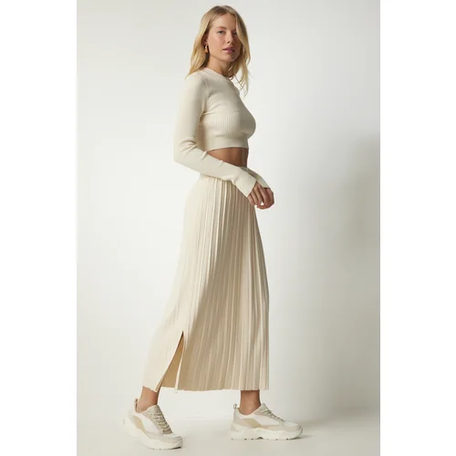  Women's Cream Ribbed Knitwear Crop Skirt Suit